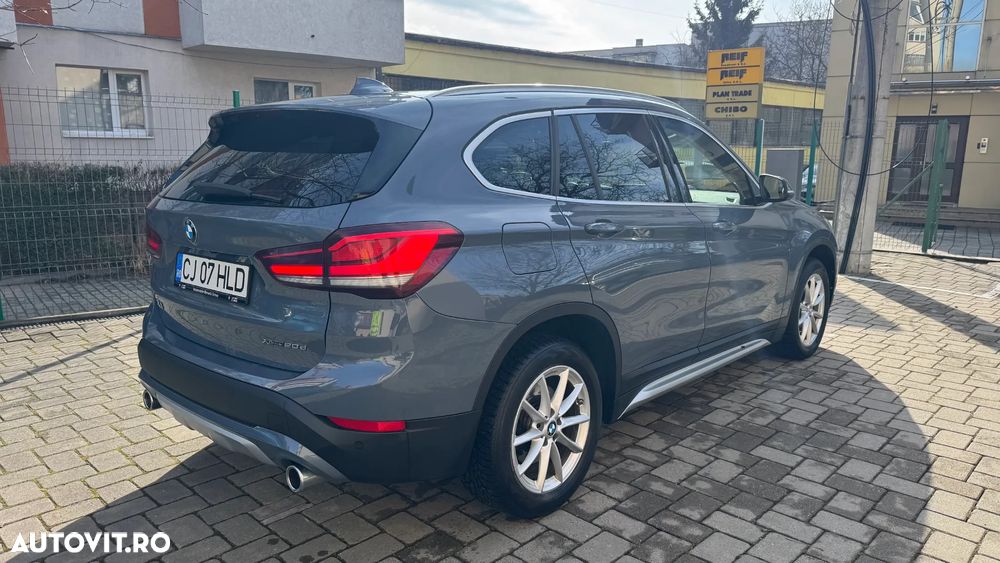 BMW X1 xDrive20d AT - 4