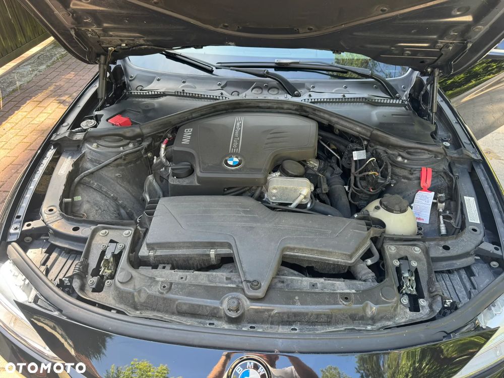BMW Seria 3 328i - 24