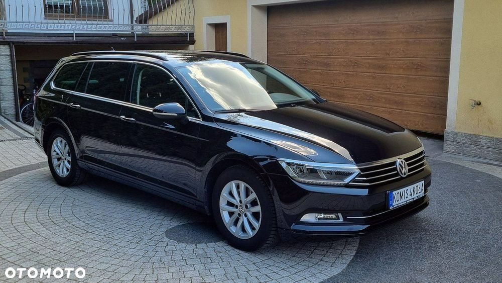 Volkswagen Passat - 8