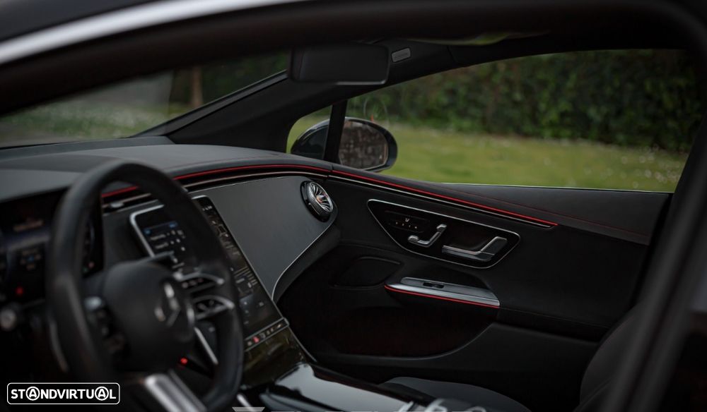 Mercedes-Benz EQE 300 AMG Line - 20