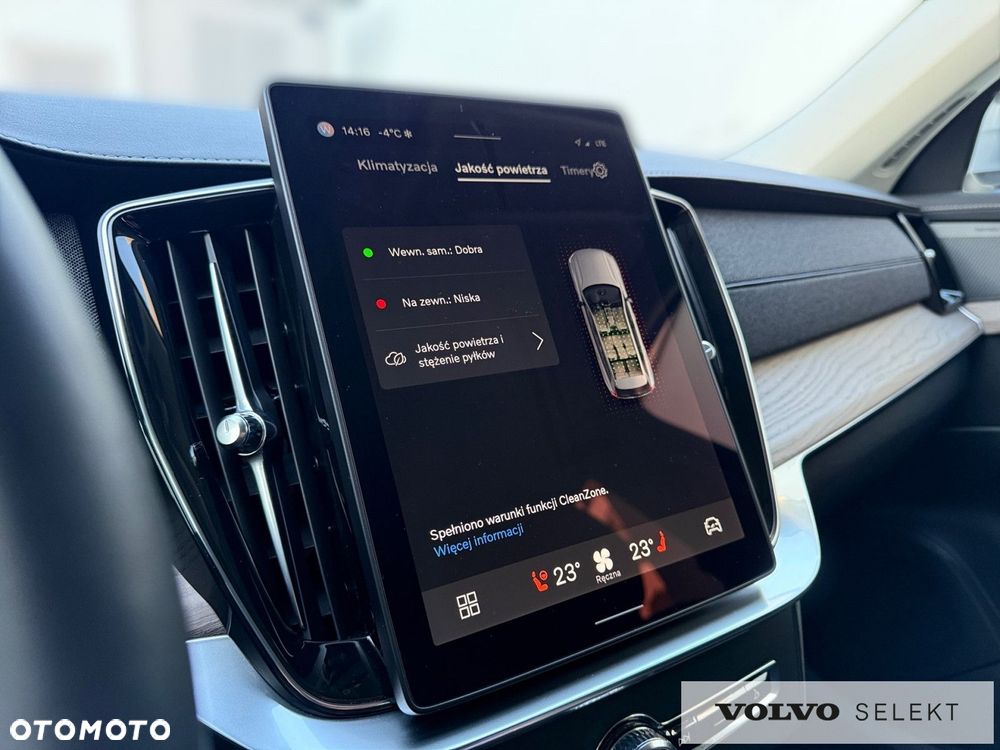 Volvo XC 90 - 22