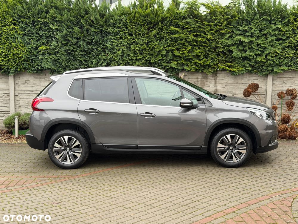Peugeot 2008 PureTech 110 GPF Stop&Start EAT6 Allure - 5
