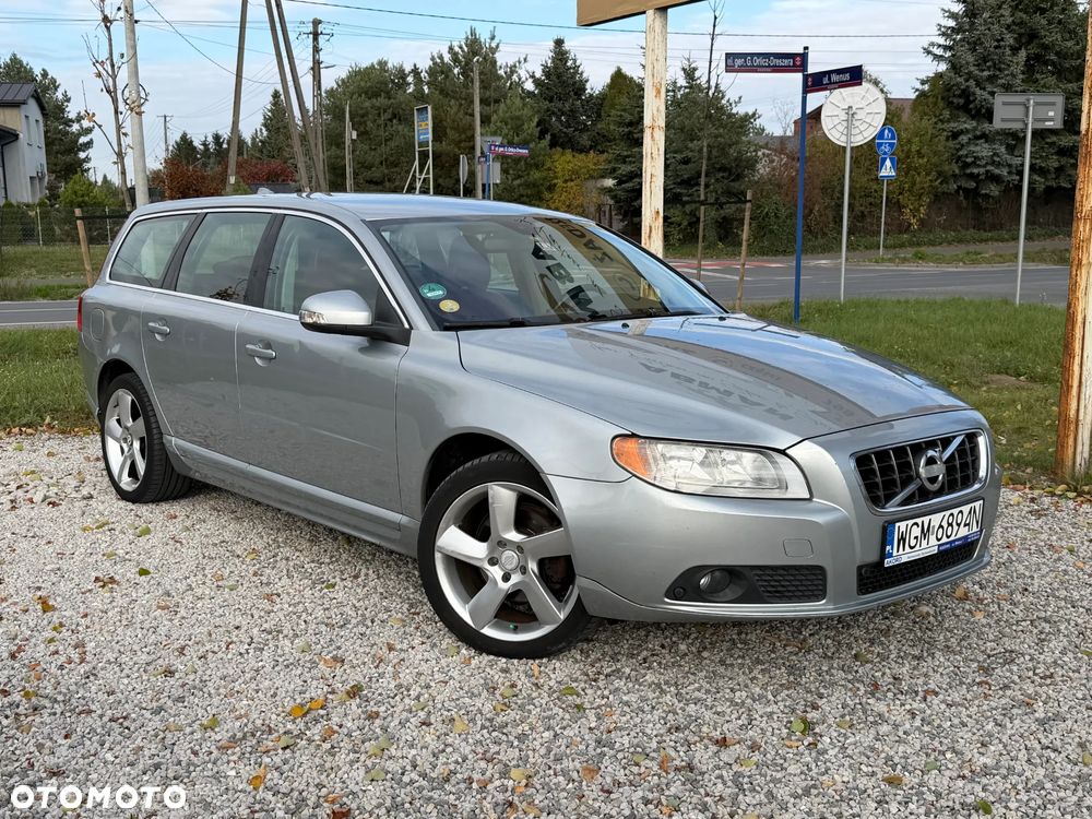 Volvo V70 2.4D Momentum - 5