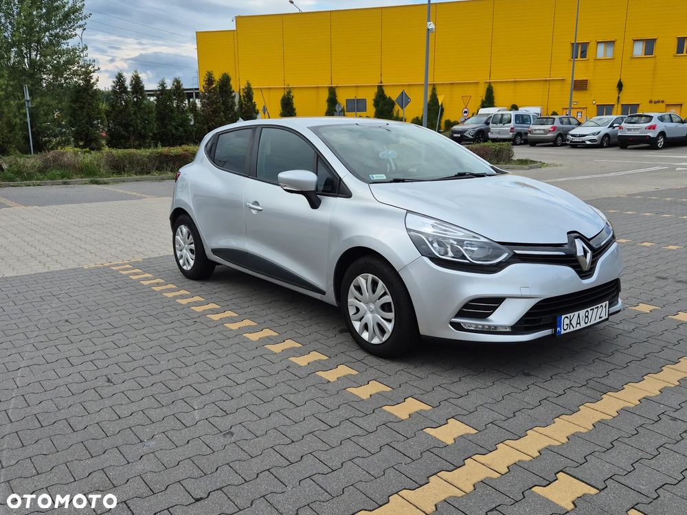 Renault Clio 1.2 16V Alize - 2