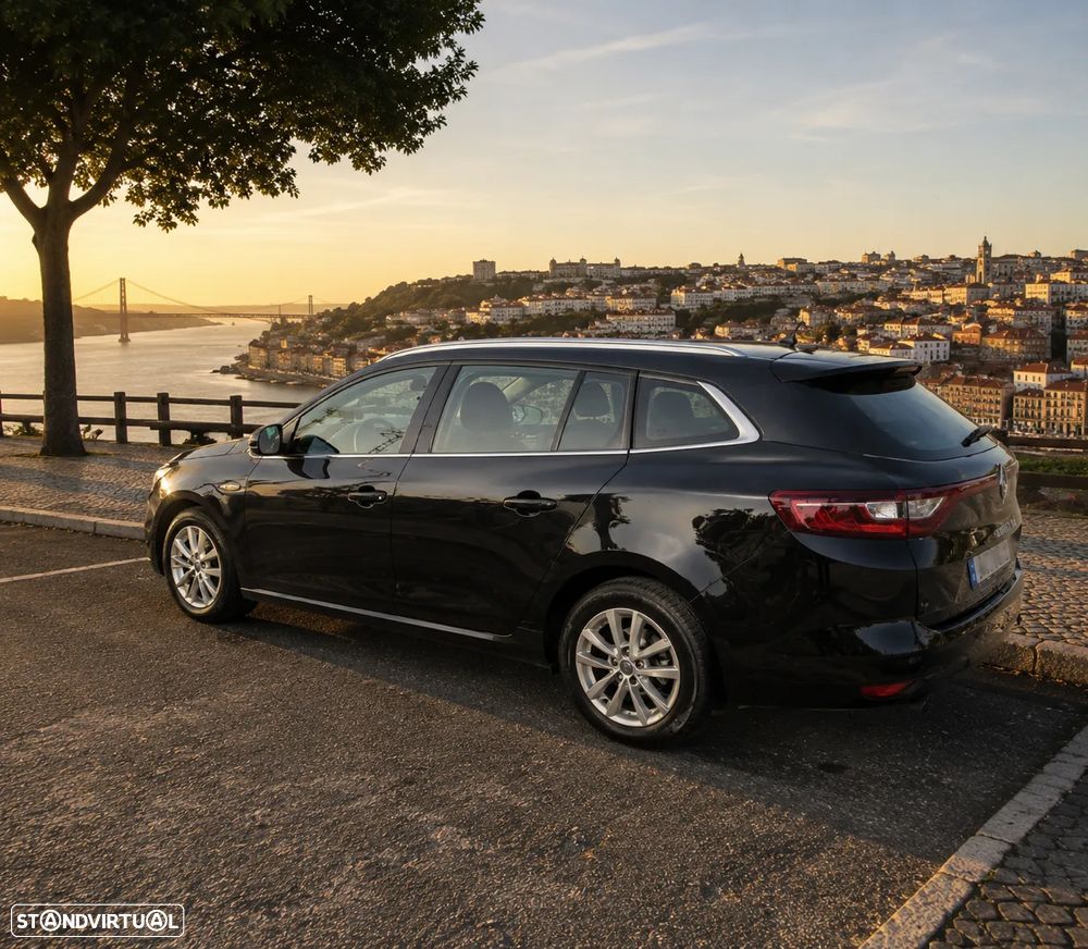 Renault Mégane Sport Tourer - 2