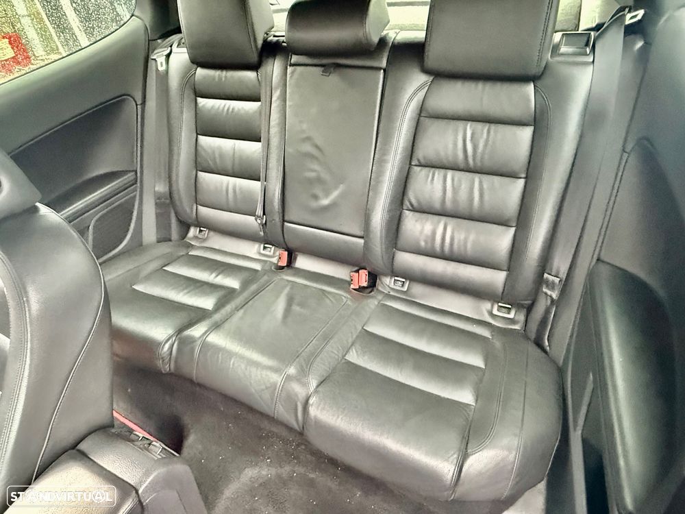 VW Golf 2.0 TSi GTI DSG - 24