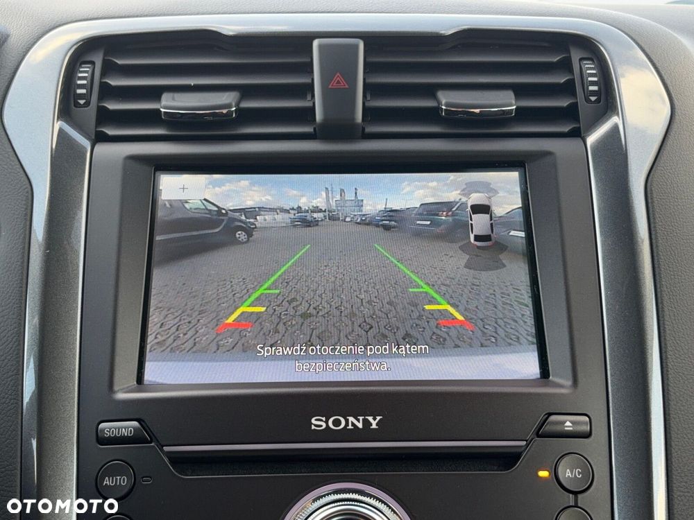 Ford Mondeo 2.0 EcoBlue Titanium - 31