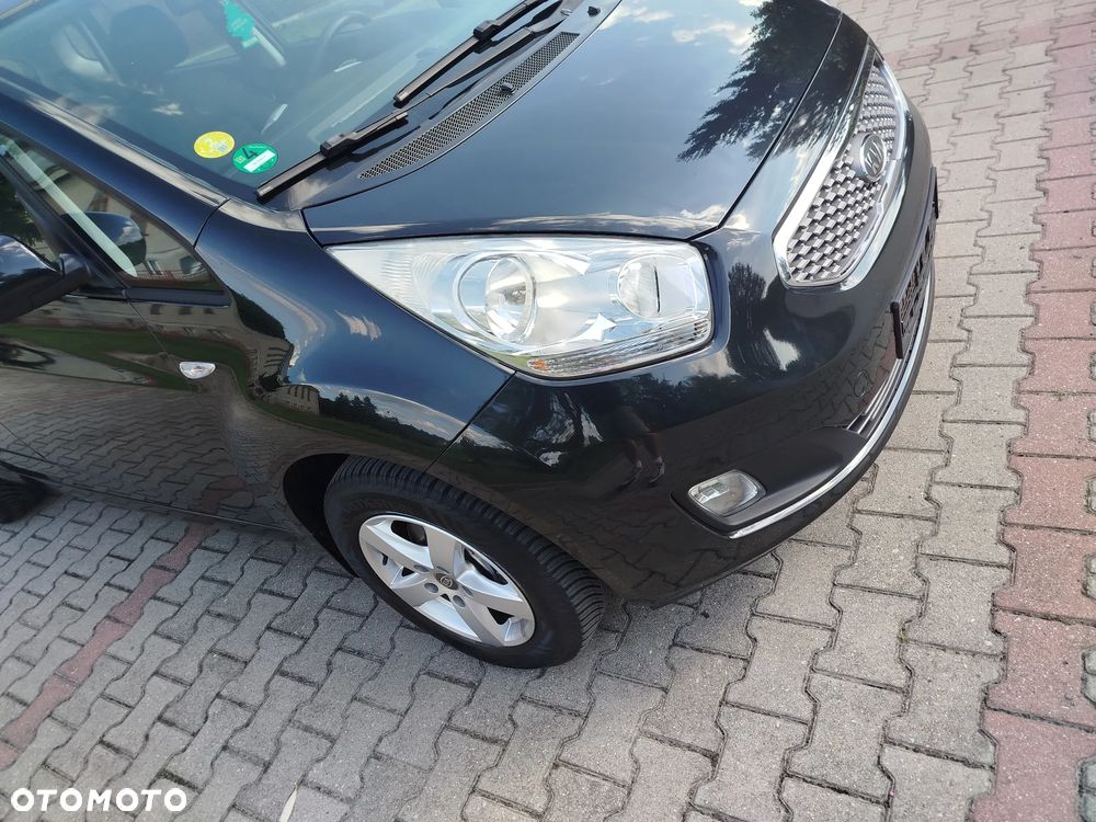 Kia Venga 1.4 CVVT Fifa World Cup Edition - 12