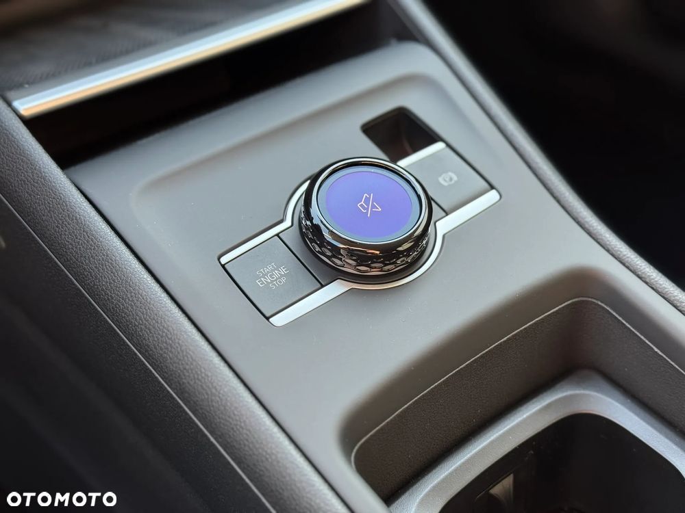 Volkswagen Tiguan 1.5 eTSI OPF DSG Life - 17