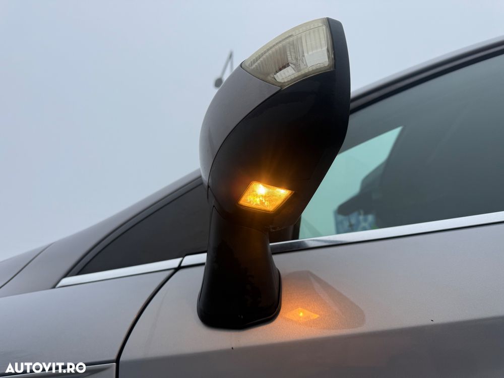 Ford Kuga 2.0 TDCi 4WD Powershift Titanium - 12