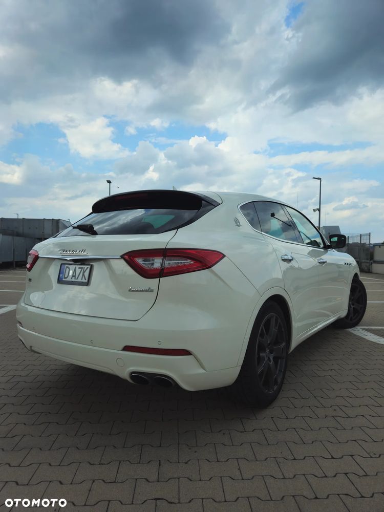 Maserati Levante - 6