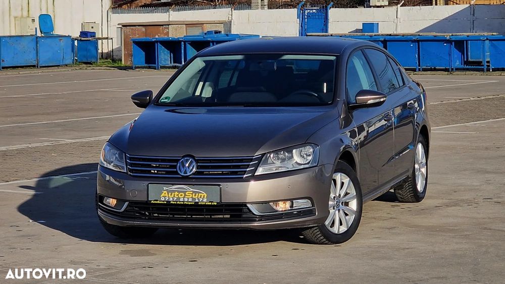 Volkswagen Passat 1.6 TDI DPF BlueMotion Technology Comfortline - 26