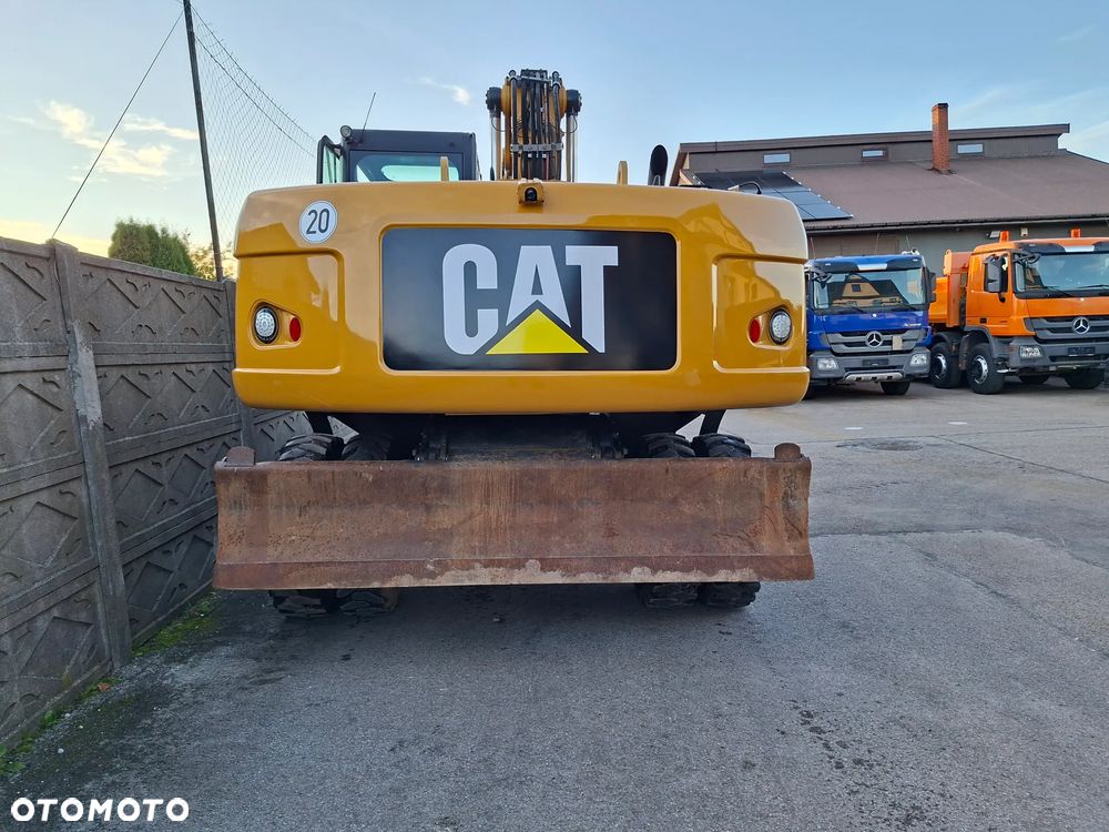 Caterpillar CAT M 322 D - 5