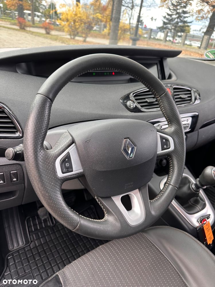 Renault Grand Scenic Energy dCi 130 S&S Bose Edition - 10