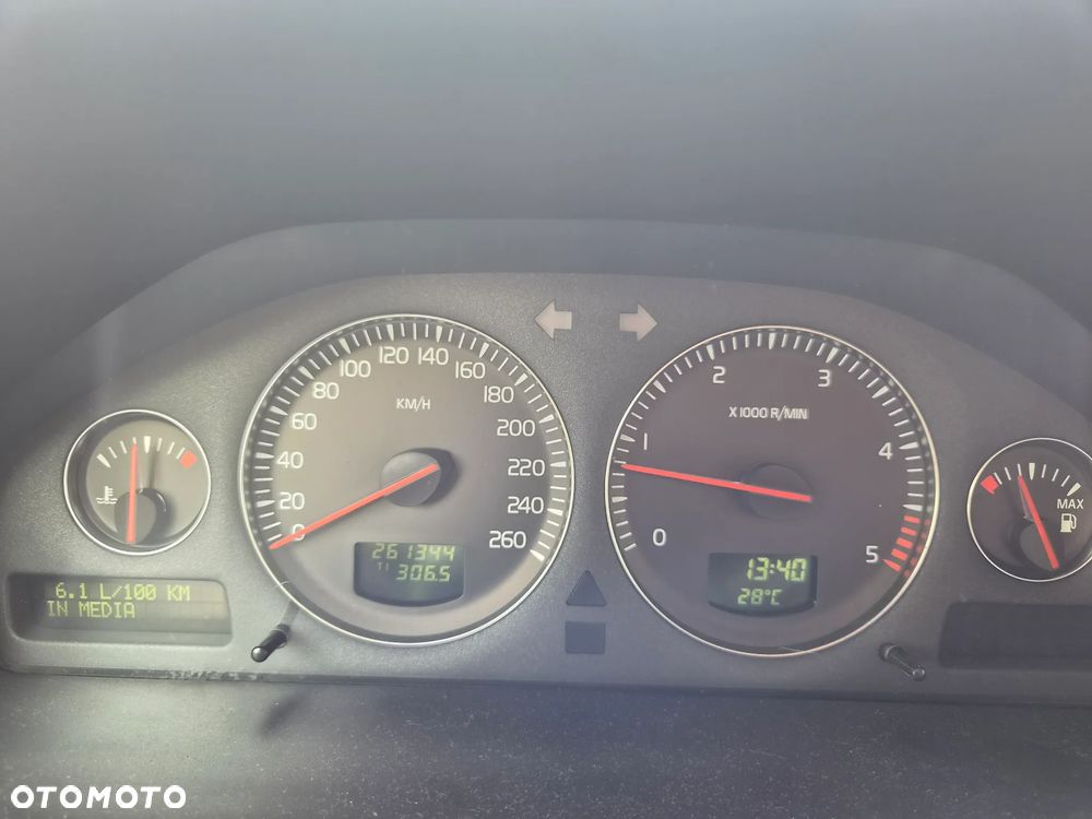 Volvo S60 2.4 D5 - 7
