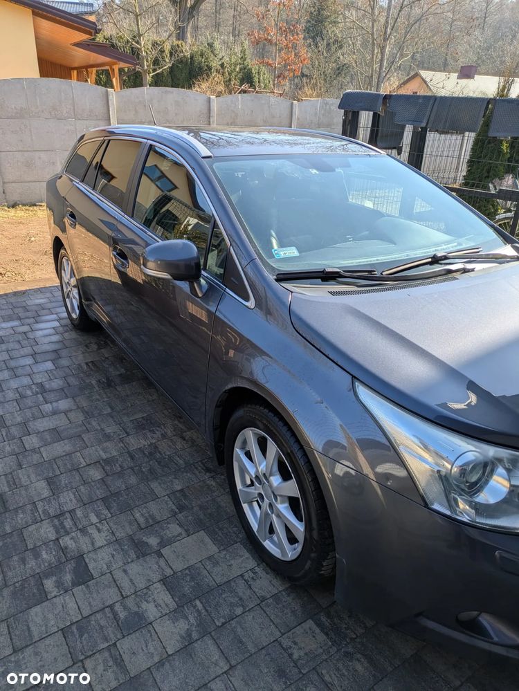Toyota Avensis 2.0 D-4D Sol - 3