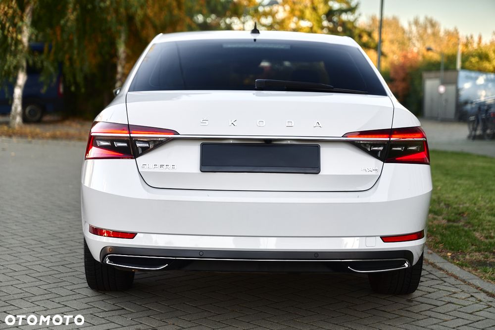Skoda Superb 2.0 TDI SCR 4x4 L&K DSG - 9