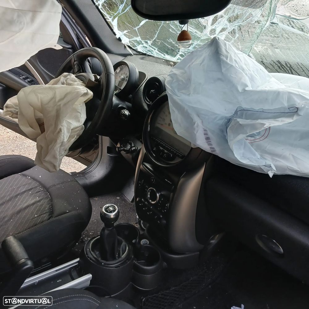 Mini Countryman 1.6 Cooper D 112cv de 2014 - Peças Usadas (10352) - 6