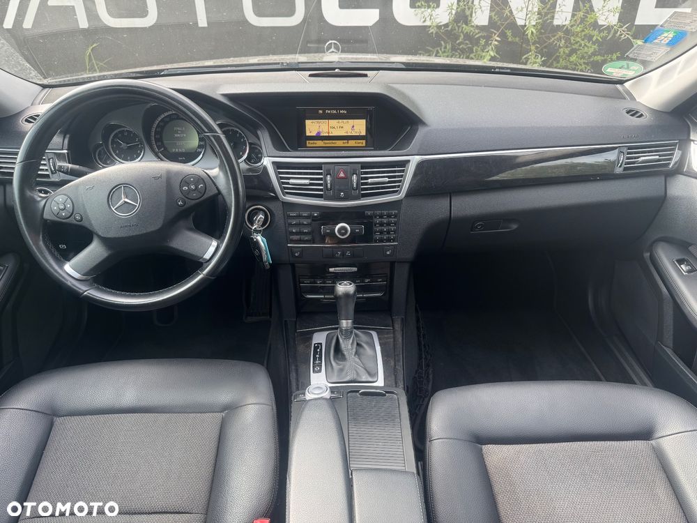 Mercedes-Benz Klasa E 250 CGI BlueEff Avantgarde - 18
