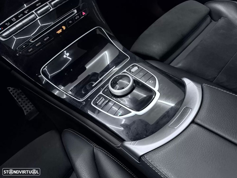 Mercedes-Benz GLC 250 4Matic 9G-TRONIC AMG Line - 42