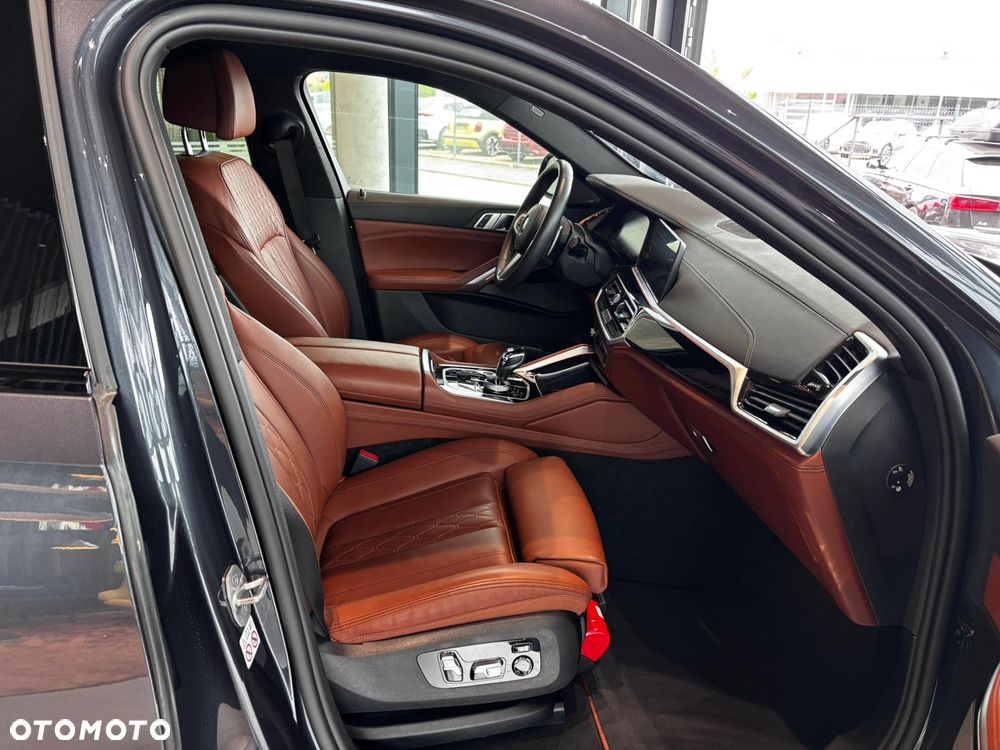 BMW X6 - 16