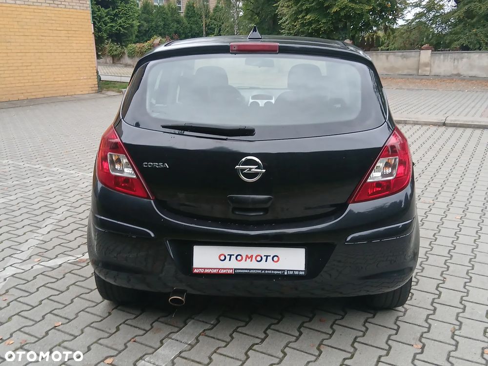 Opel Corsa 1.4 16V Satellite - 24