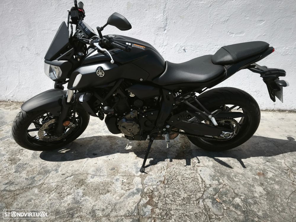Yamaha MT-07 - 2