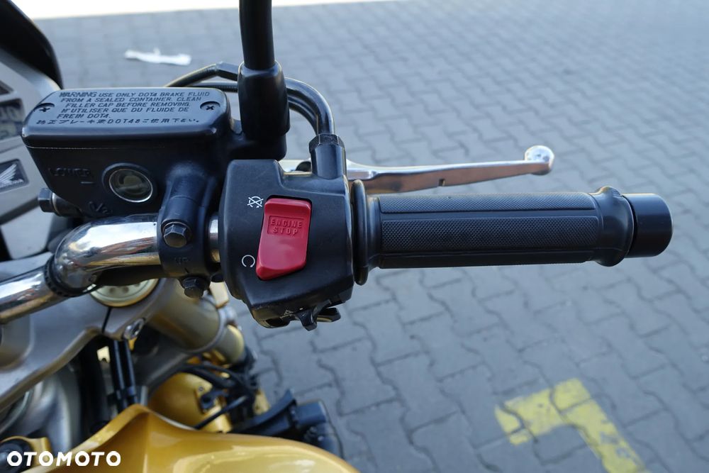 Honda Hornet - 11