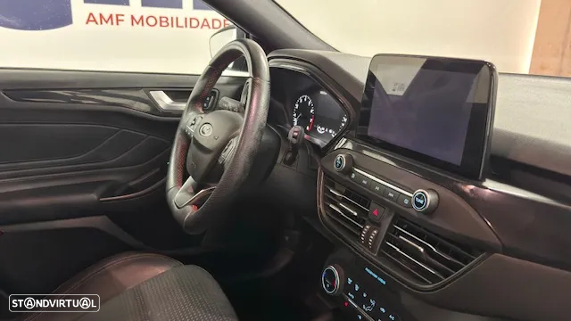 Ford Focus 1.0 EcoBoost MHEV ST-Line - 9