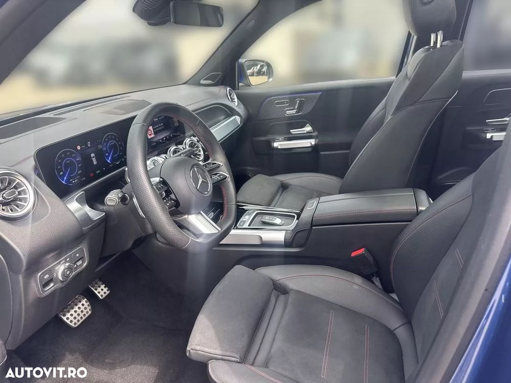 Mercedes-Benz EQB 300 4MATIC - 10