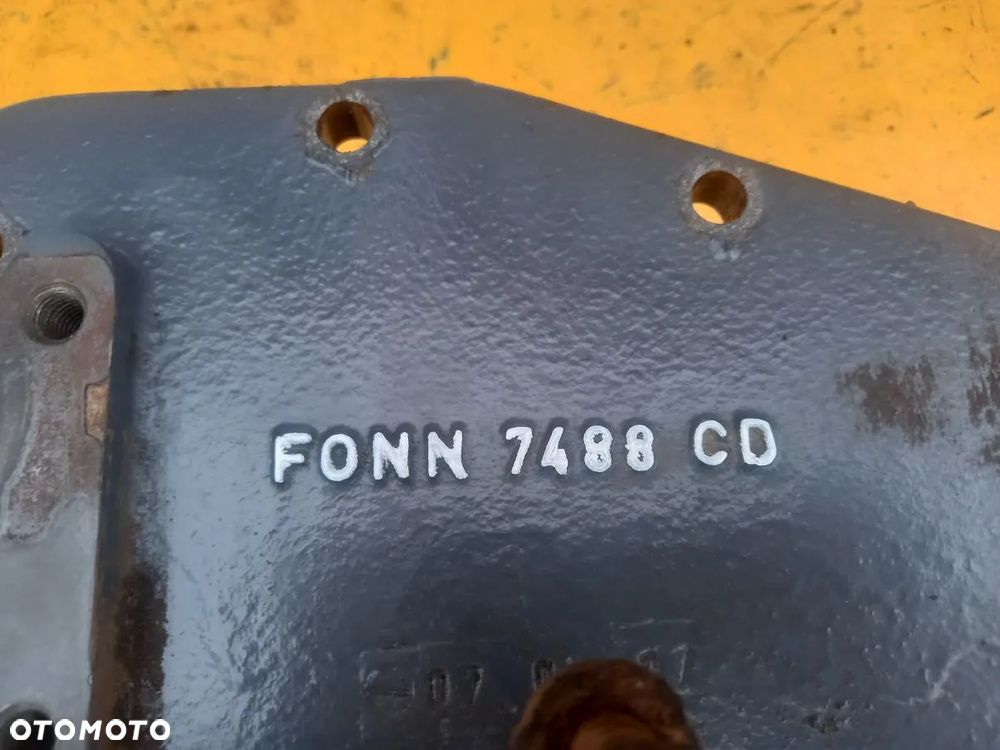 Wybierak dekiel pokrywa skrzyni z DualPower New Holland 6640 - 2