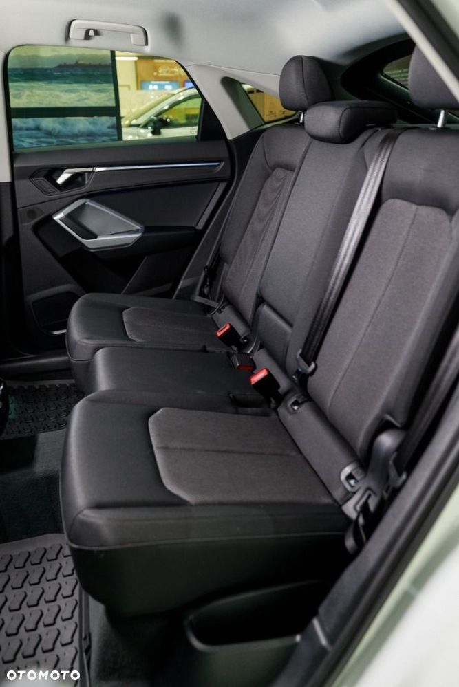 Audi Q3 - 19