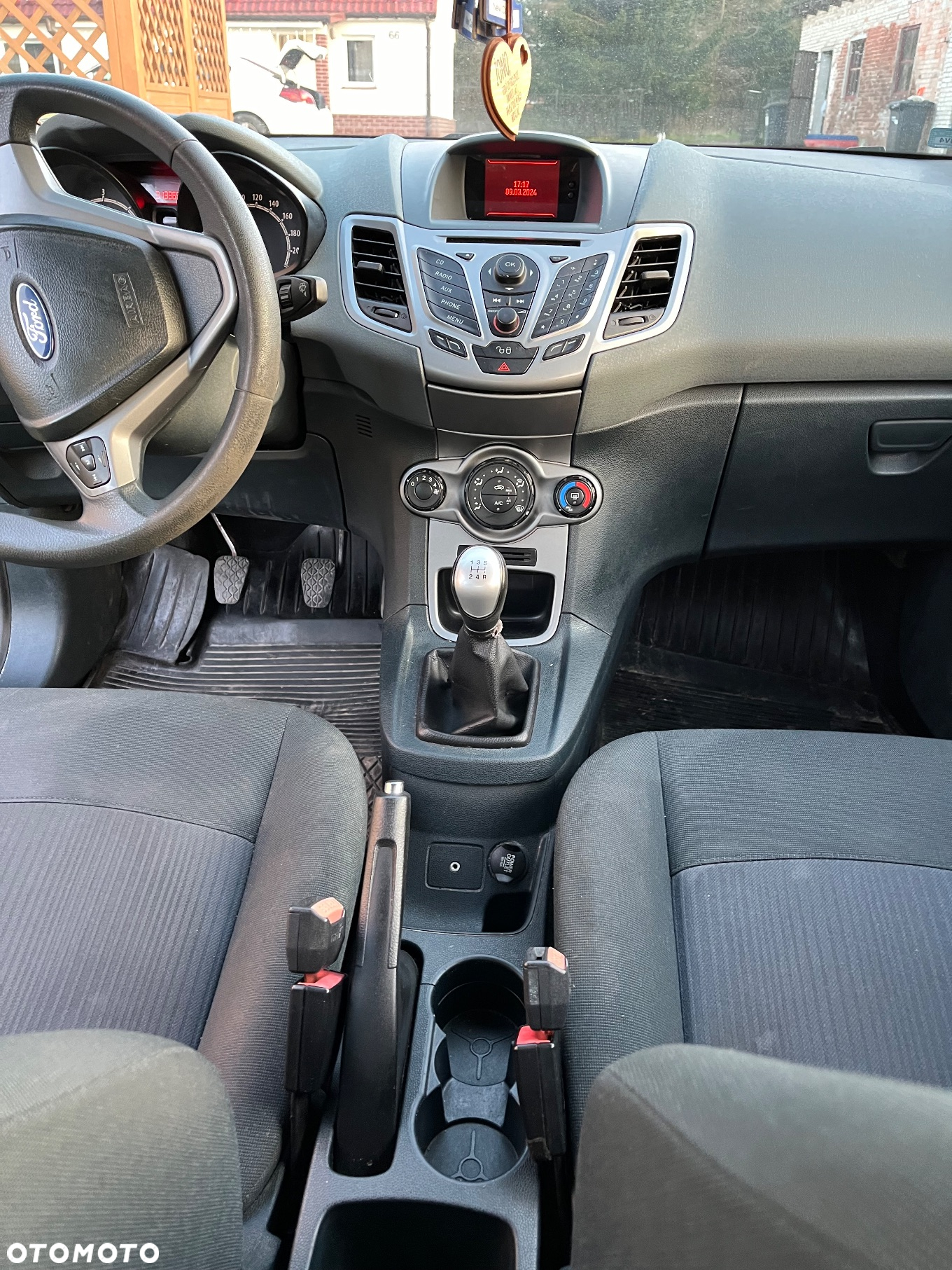 Ford Fiesta 1.4 TDCi Ambiente - 6