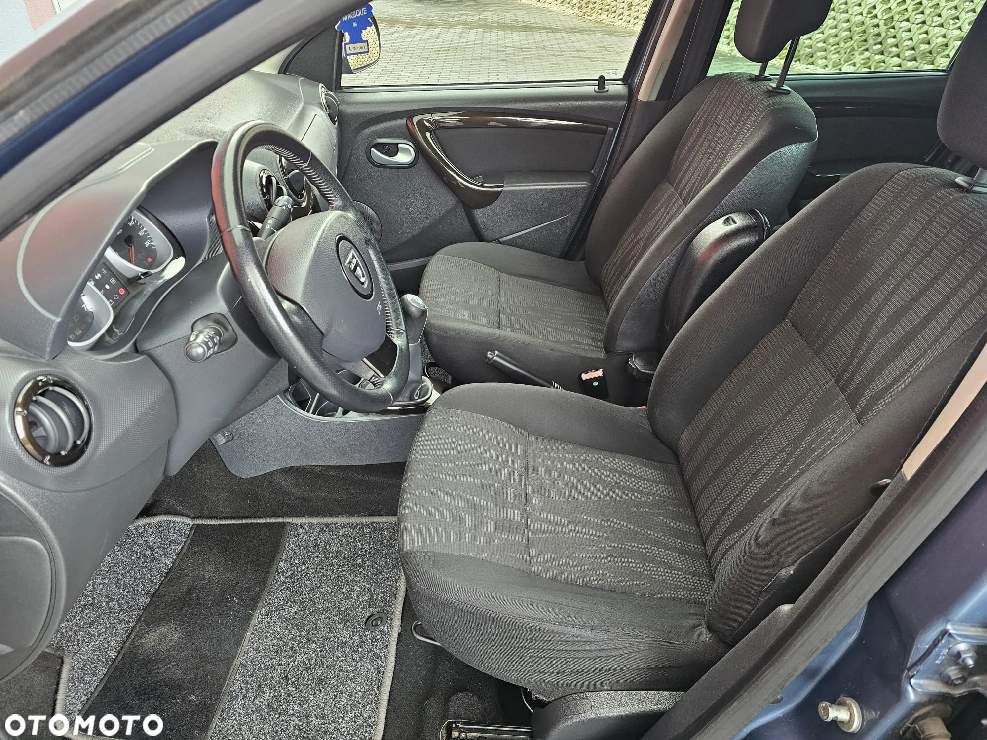Dacia Duster 1.6 16V 4x2 Prestige - 18