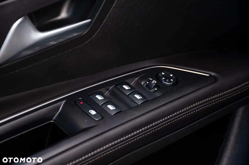 Peugeot 5008 2.0 BlueHDI GT S&S EAT6 - 38