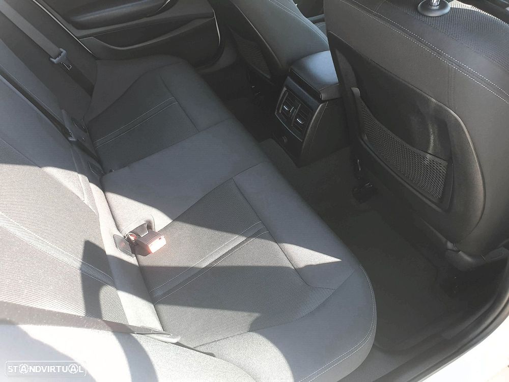 BMW 116 d EfficientDynamics Edition Sport Line - 31