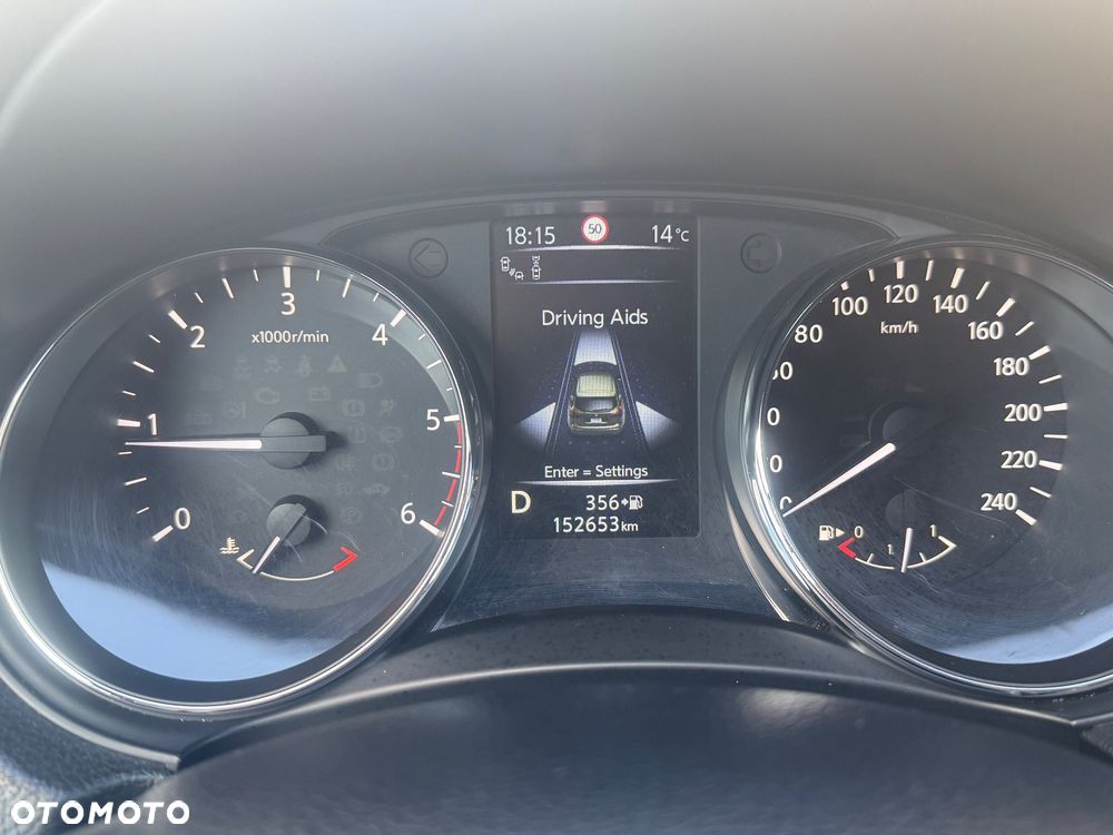 Nissan Qashqai 1.6 DCi Tekna Xtronic - 16
