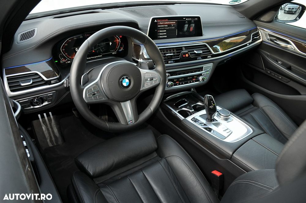 BMW Seria 7 740d xDrive MHEV - 7