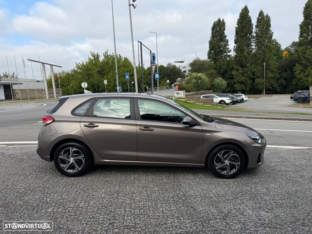Hyundai i30 1.0 T-GDI 48V-Hybrid Trend - 12