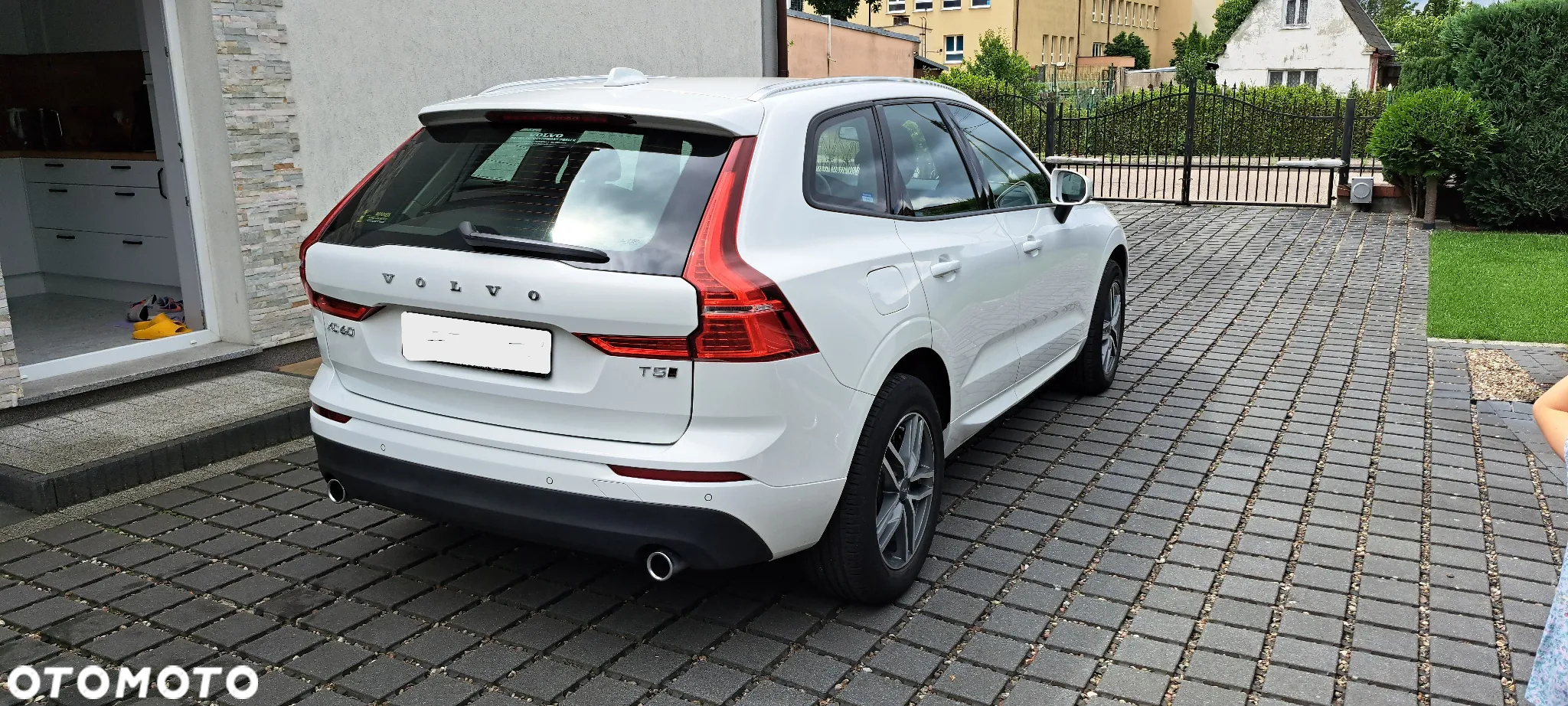 Volvo XC 60 T5 AWD Momentum - 2