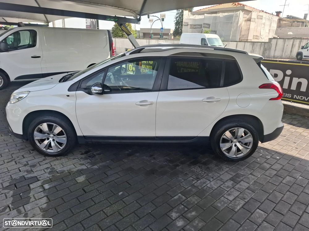 Peugeot 2008 1.2 PureTech Active - 17