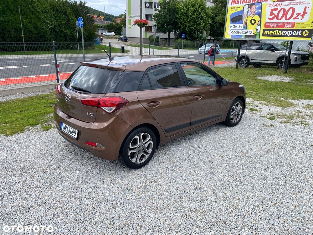 Hyundai i20 1.4 YES Gold - 6