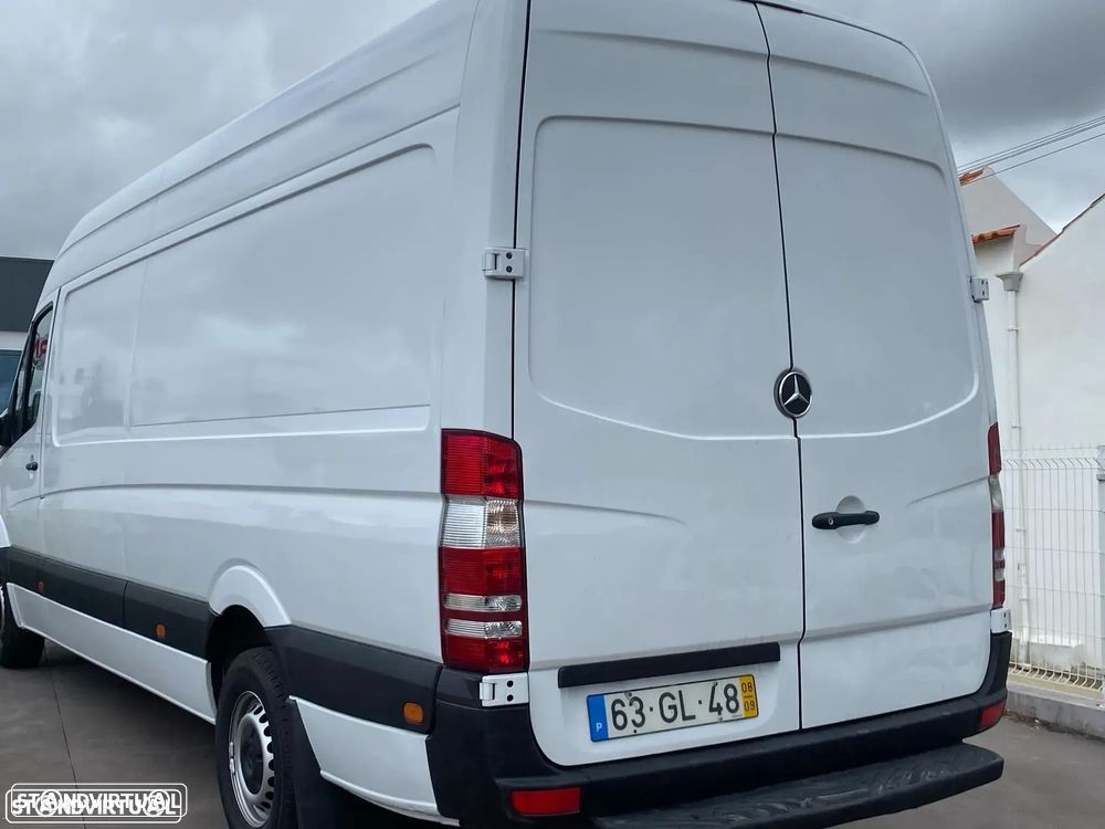 Mercedes-Benz Sprinter - 3
