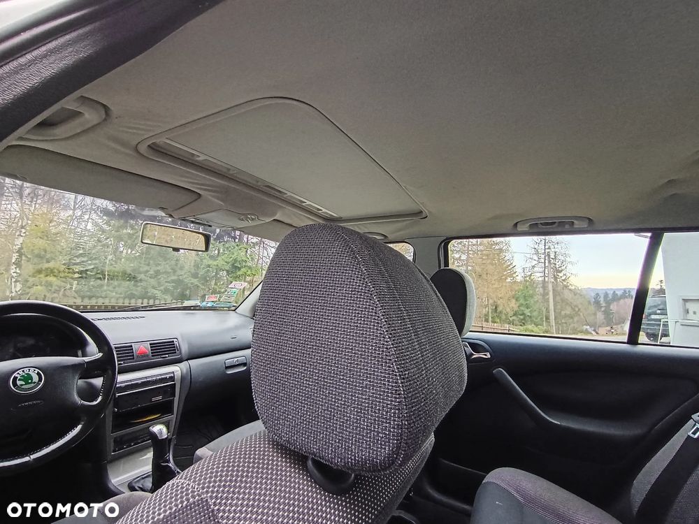 Skoda Octavia 1.9 TDI Tour - 19