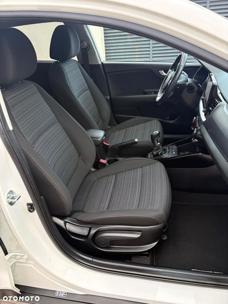 Kia Stonic - 20