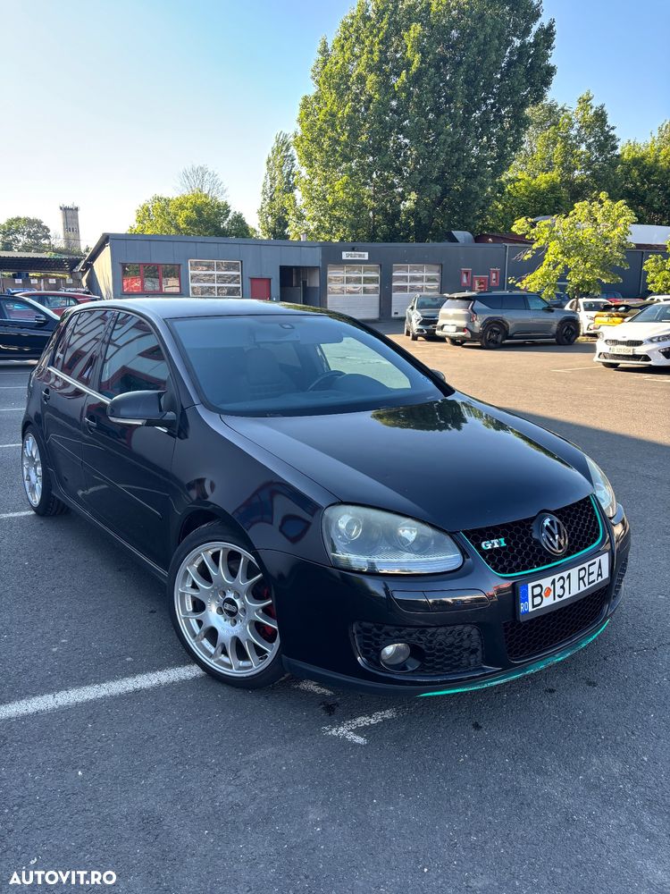 Volkswagen Golf 2.0 FSI GTI - 4