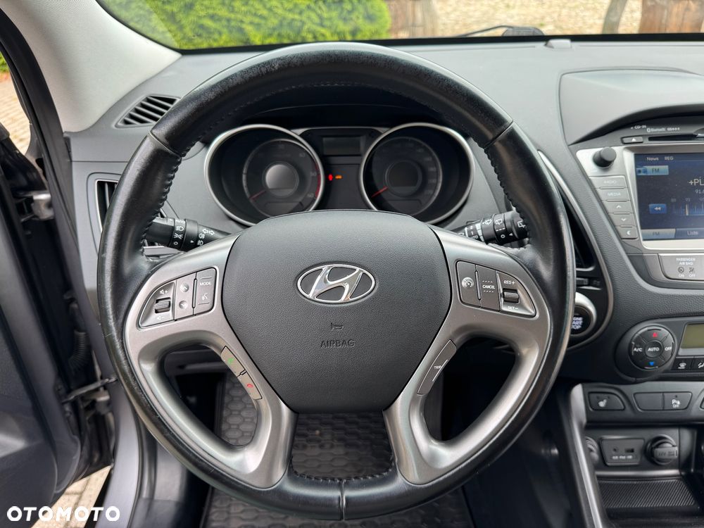 Hyundai ix35 2.0 CRDi Premium 4WD - 24