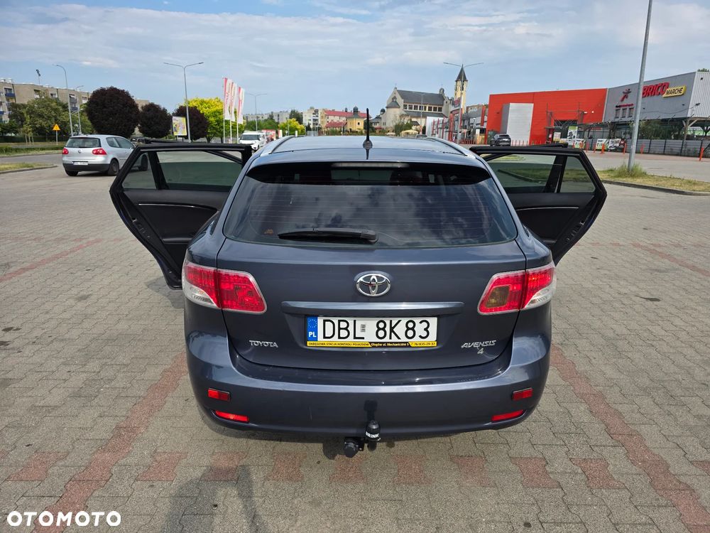 Toyota Avensis 2.0 D-4D Sol plus+NAVI - 23