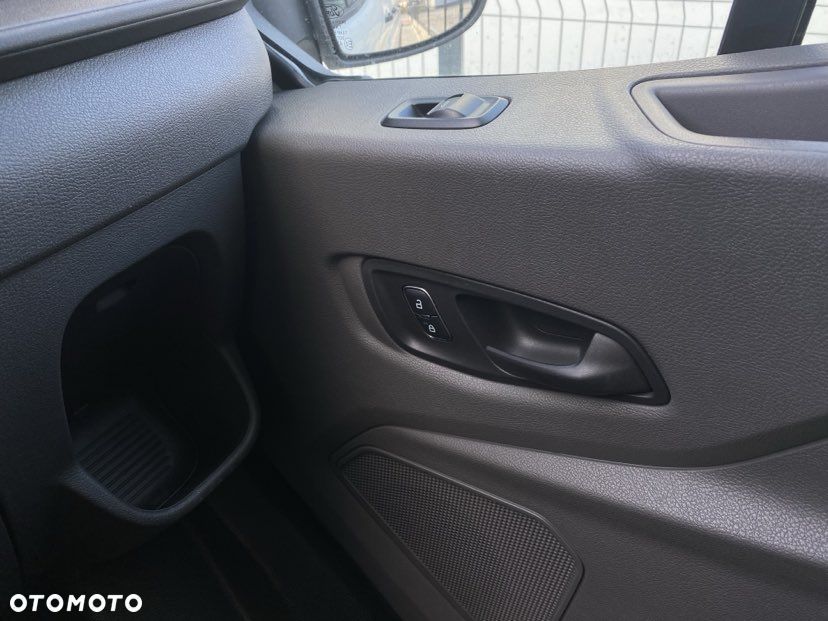 Ford Transit - 21