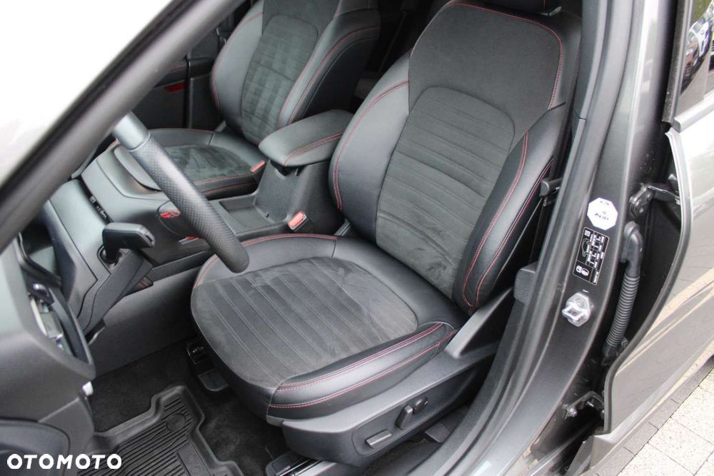 Ford Kuga - 23
